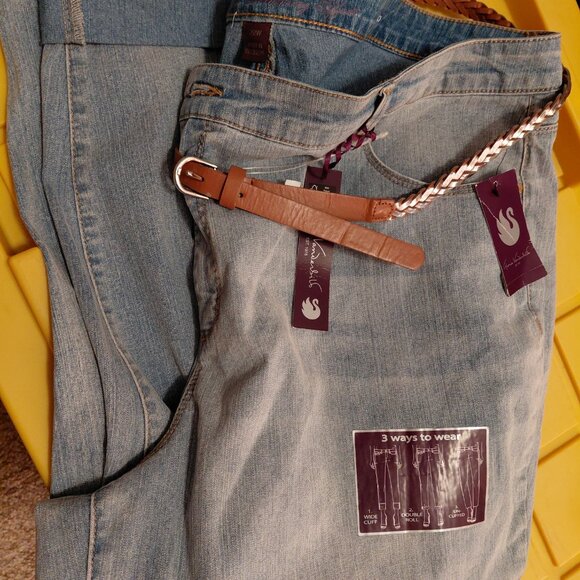 Womens Size 22 Gloria Vanderbilt jeans - Picture 10 of 10